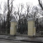 Боковые ворота Литераторских мостков