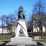 Памятник М. Ю. Лермонтову в Пятигорске