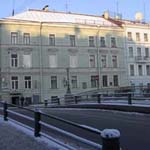 Большой Конюшенный мост