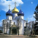 Успенский собор (1559-1585 гг.) и Надкладезная часовня (XVII в.)