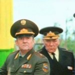 Виктор Павлов, Александр Белявский и Юозас Будрайтис в фильме 'ДМБ'