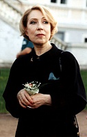 Инна Чурикова